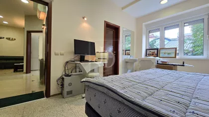 Klinički Centar | 4zida.rs