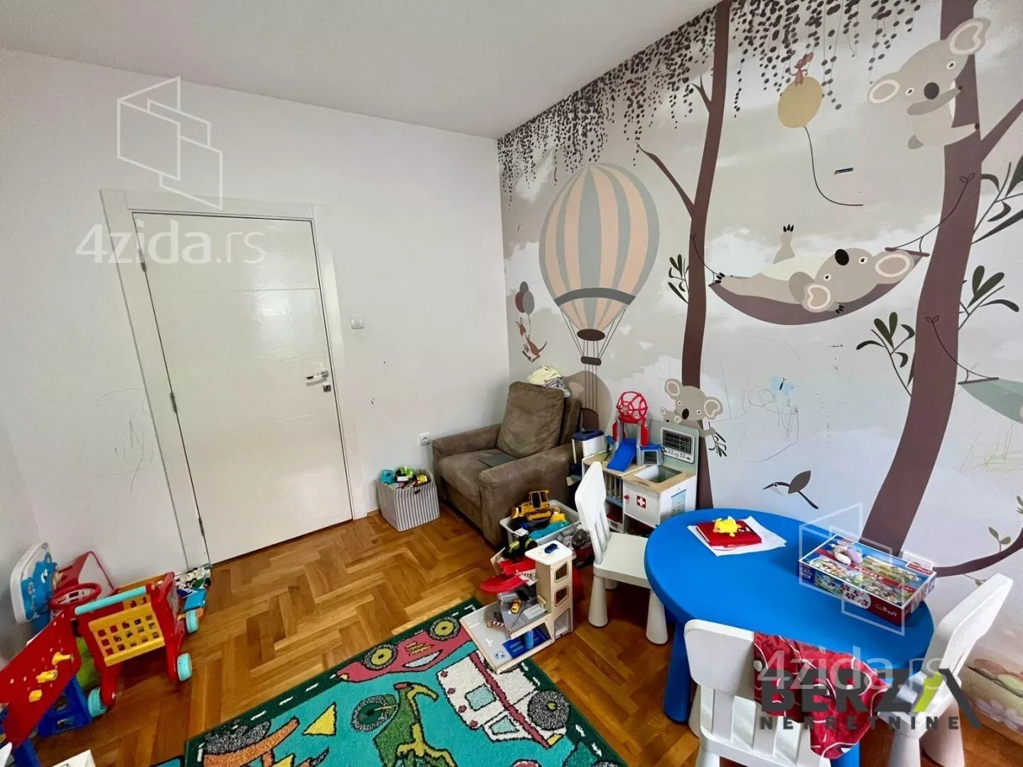 Četvorosoban stan | 4zida