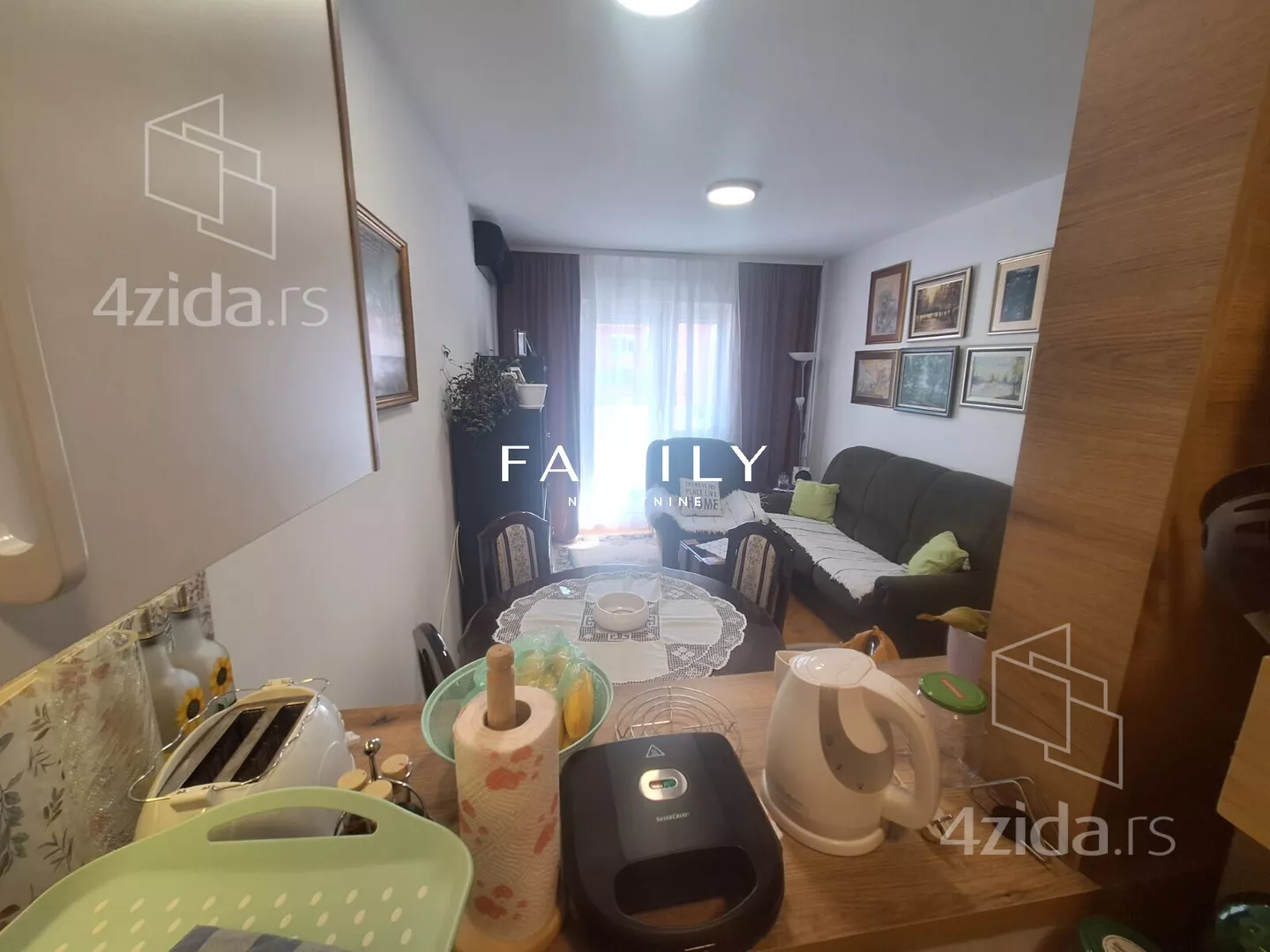 Jednoiposoban stan | 4zida