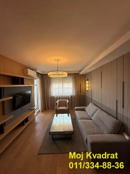 Ustanička | 4zida.rs