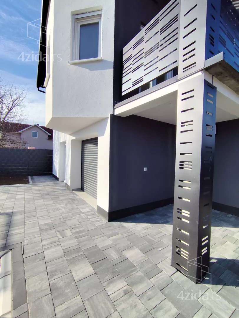 3-etažna kuća | 4zida