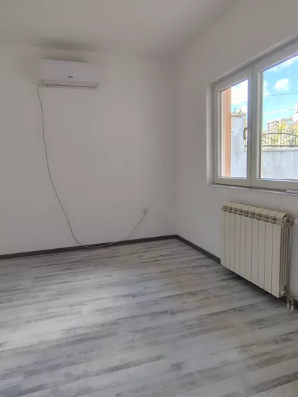 Milana Savića | 4zida.rs