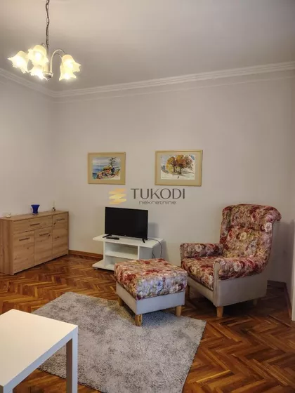 Hadži Ruvimova | 4zida.rs