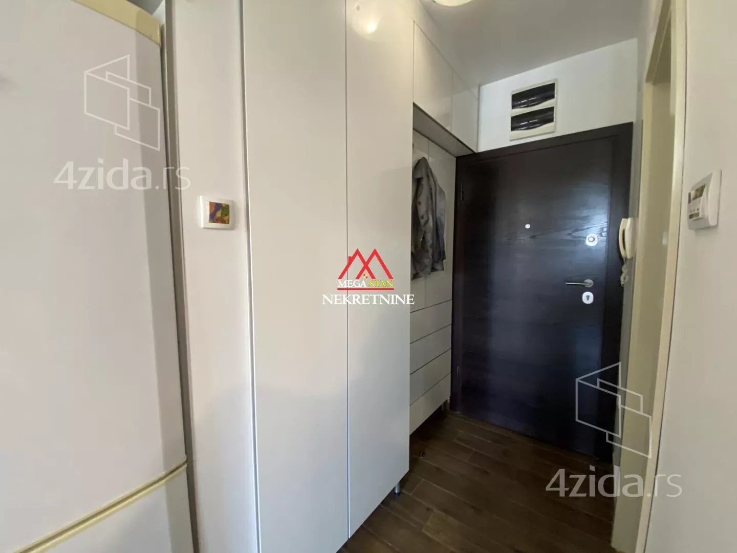 Garsonjera | 4zida