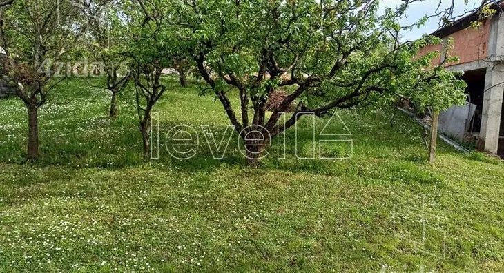 Plac | 4zida
