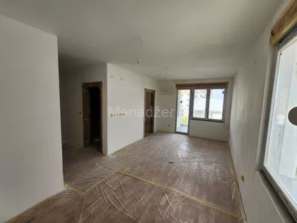 Milenka Pevca | 4zida.rs