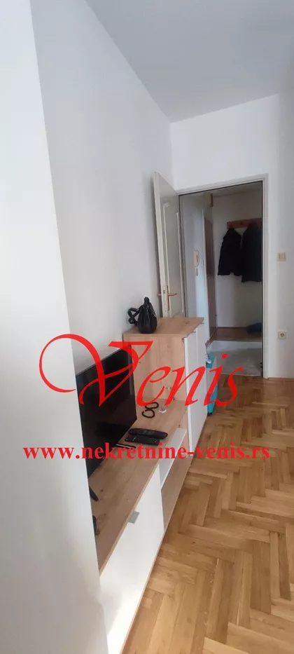 Žitni trg | 4zida.rs