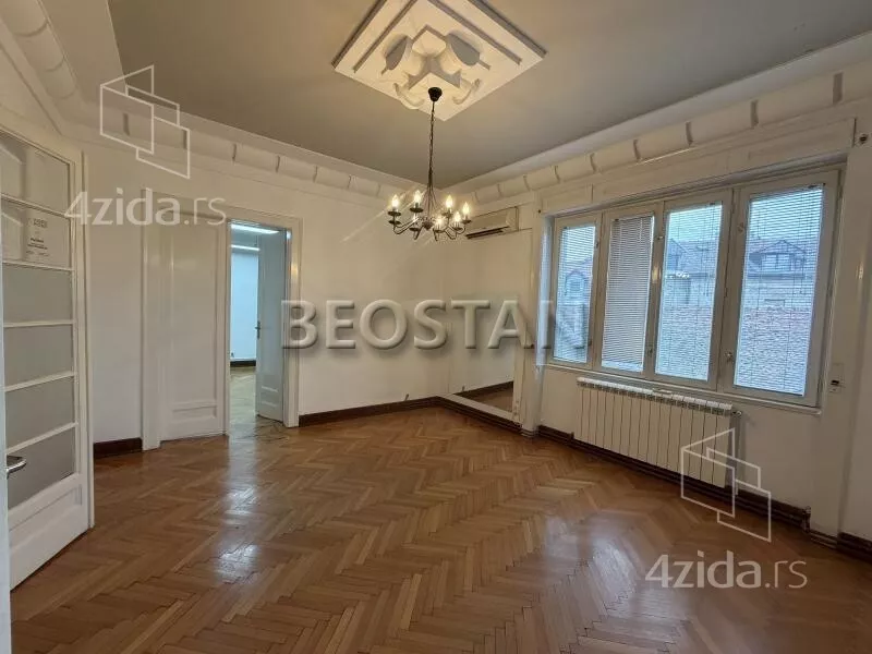 Šestosoban stan | 4zida