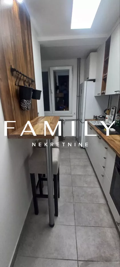 Pariske Komune | 4zida.rs