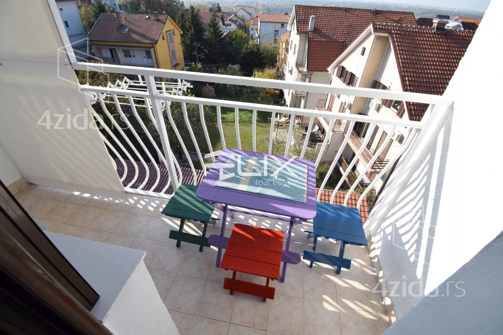 Dvoiposoban stan | 4zida