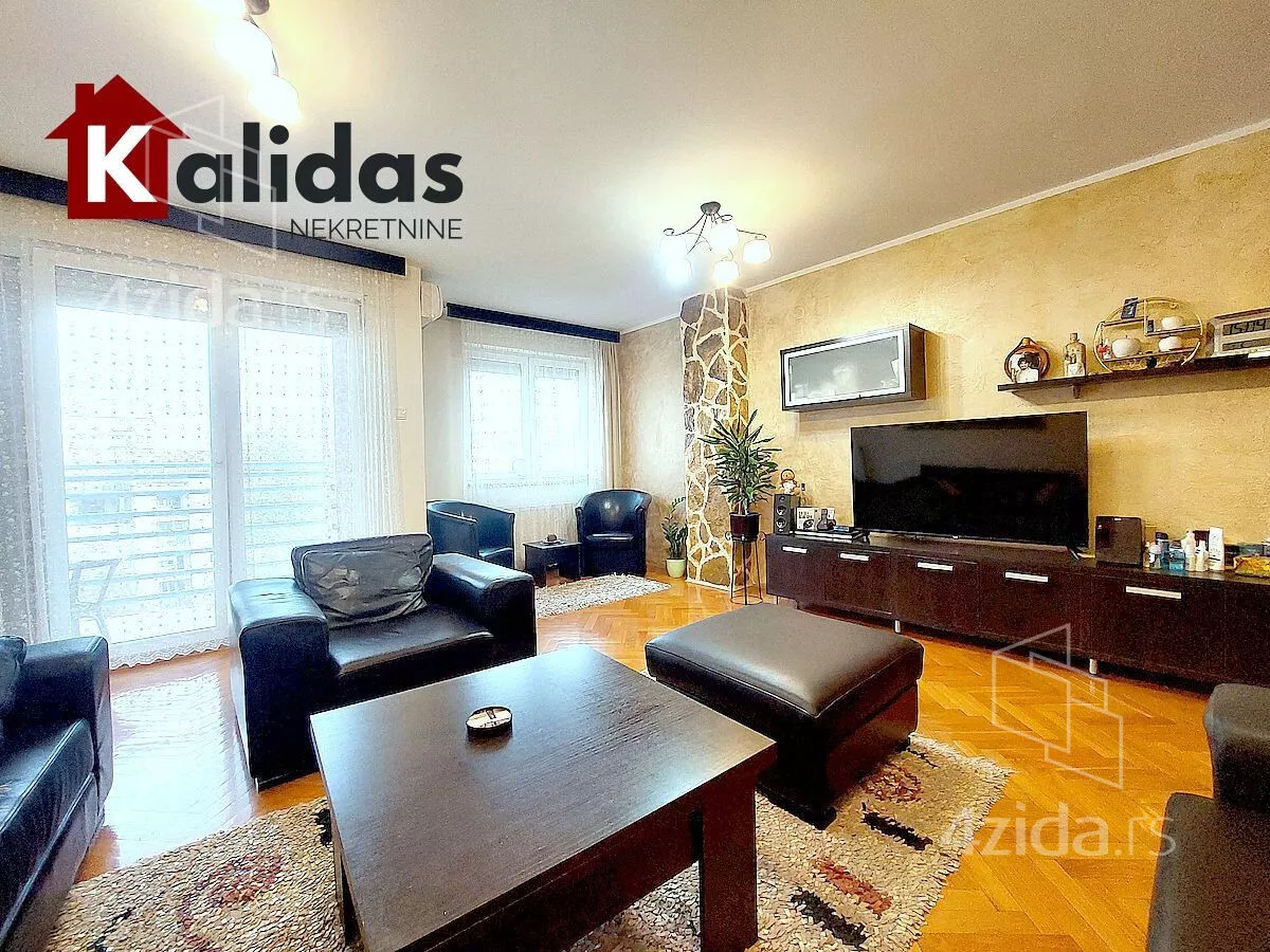 Četvorosoban stan | 4zida