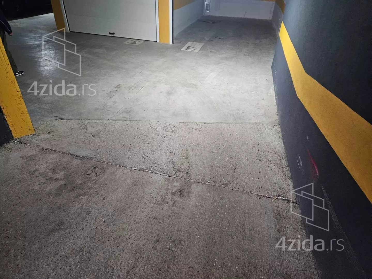Parking | 4zida