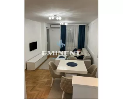 Dušana Jovanovića | 4zida.rs