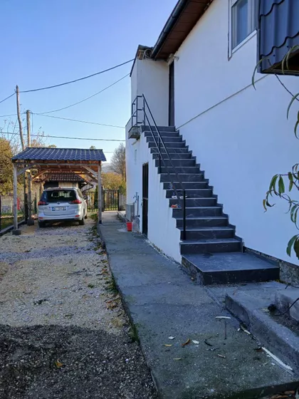 Stevana Hristića 17 | 4zida.rs