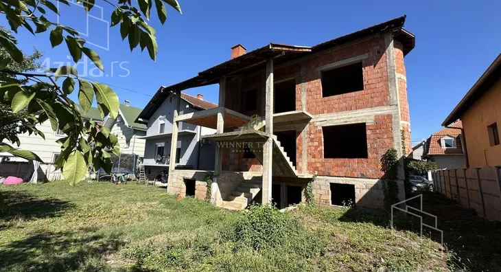 Kuća | 4zida