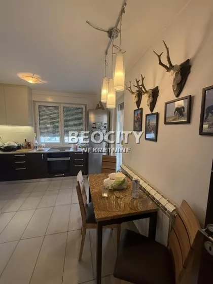 Bulevar Evrope *Zoned zgrada* | 4zida.rs