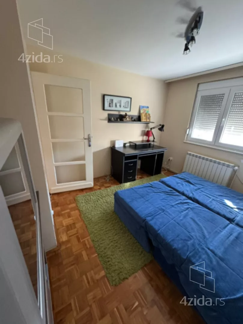 5-etažna kuća | 4zida