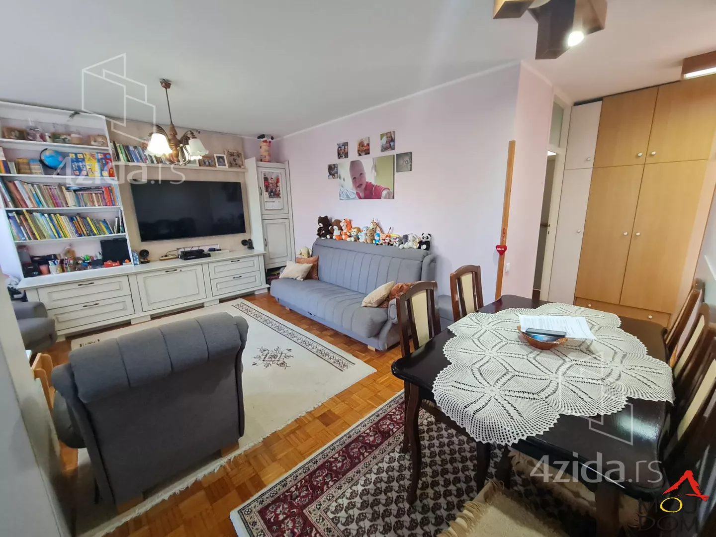 Dvoiposoban stan | 4zida