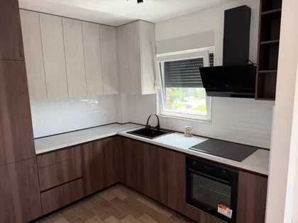Milenka Pevca 72 | 4zida.rs