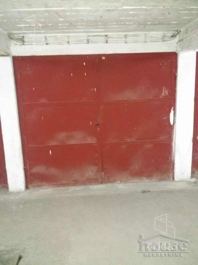 Garaža | 4zida