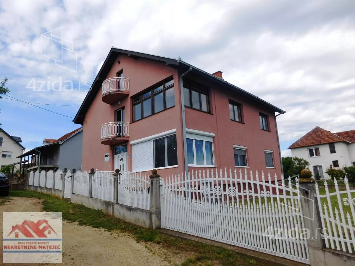 Kuća | 4zida