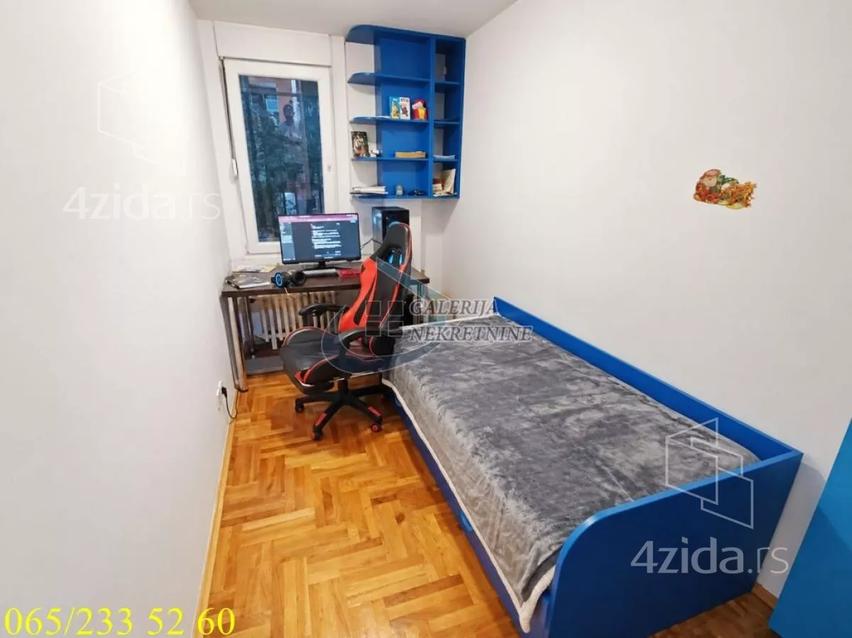 Troiposoban stan | 4zida