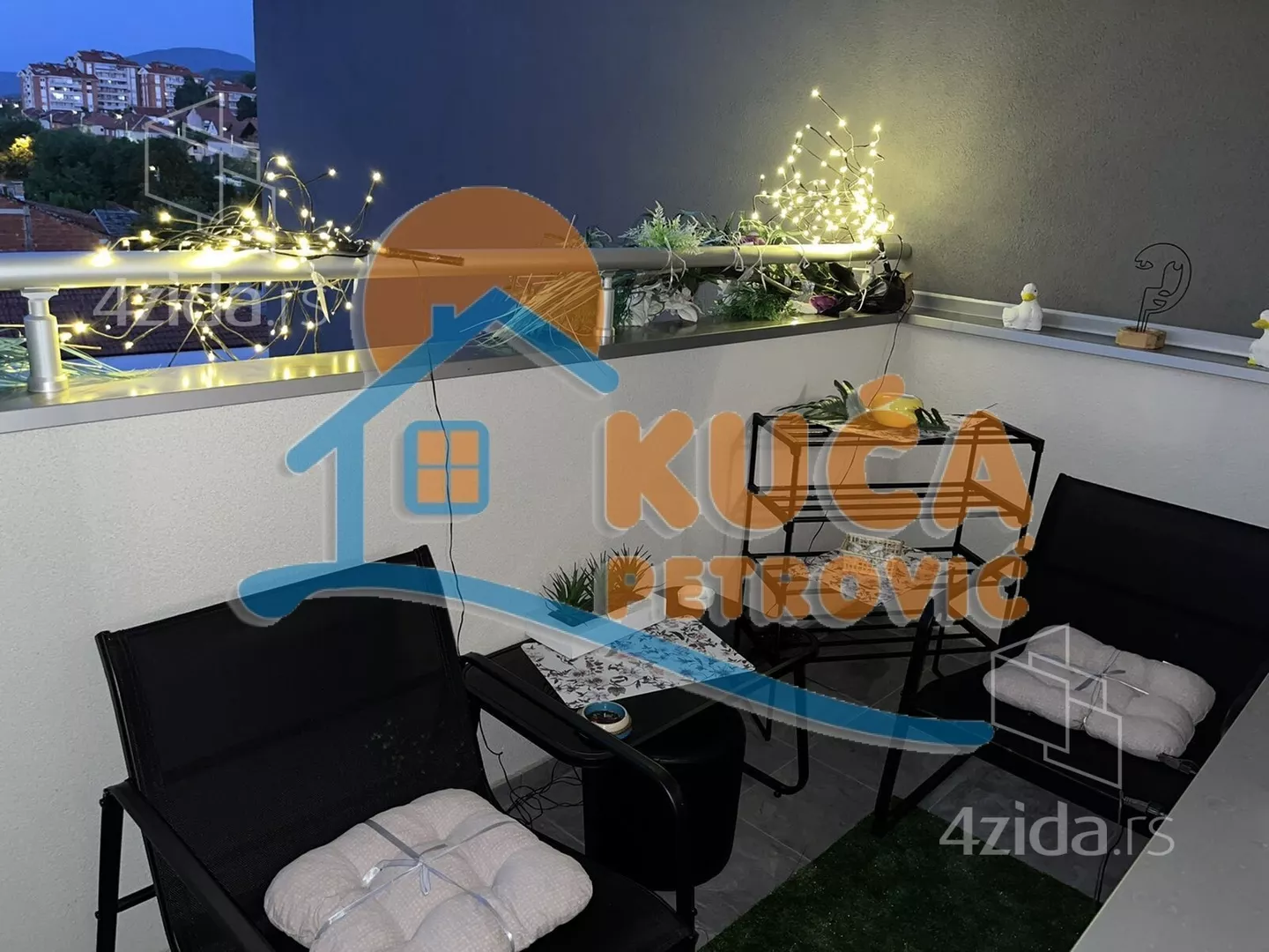 Jednoiposoban stan | 4zida