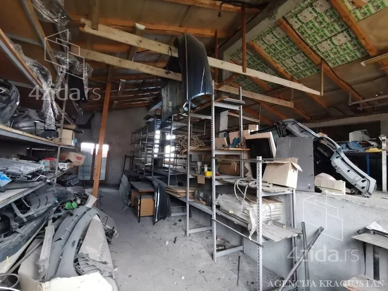 Lokal | 4zida