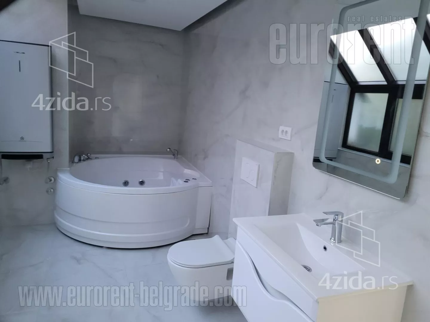 Poslovni prostor | 4zida