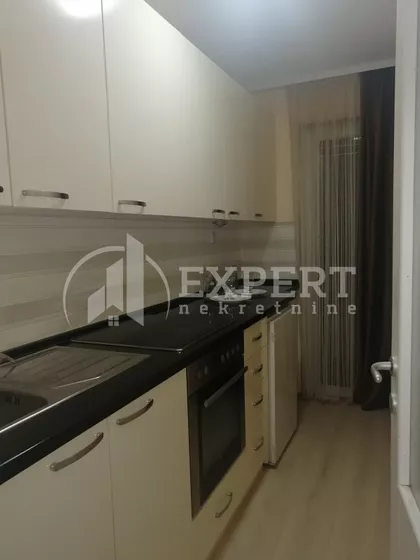 Momčila Milovanovića | 4zida.rs