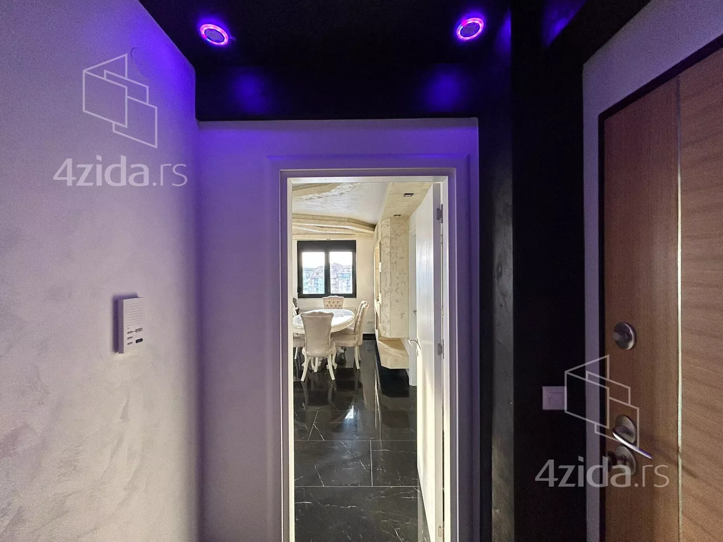 Dvoiposoban stan | 4zida