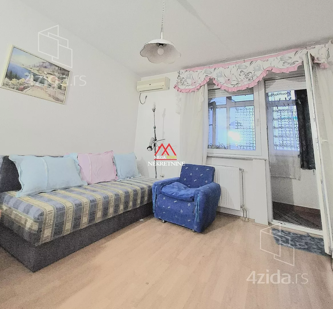 Jednoiposoban stan | 4zida