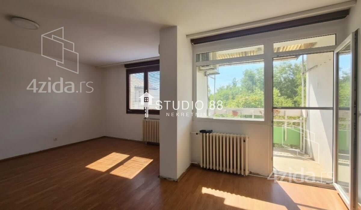 Продается двухкомнатная квартира, 4. Juli, 61.000€, 55m² — фото
