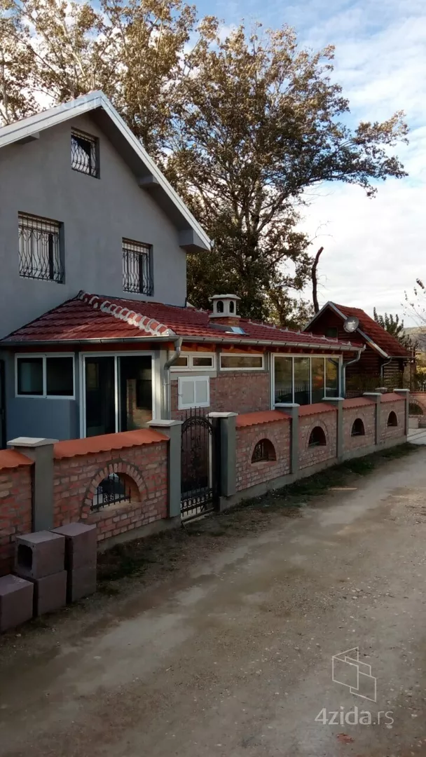 2-etažna kuća | 4zida