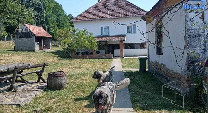 Kuća | 4zida