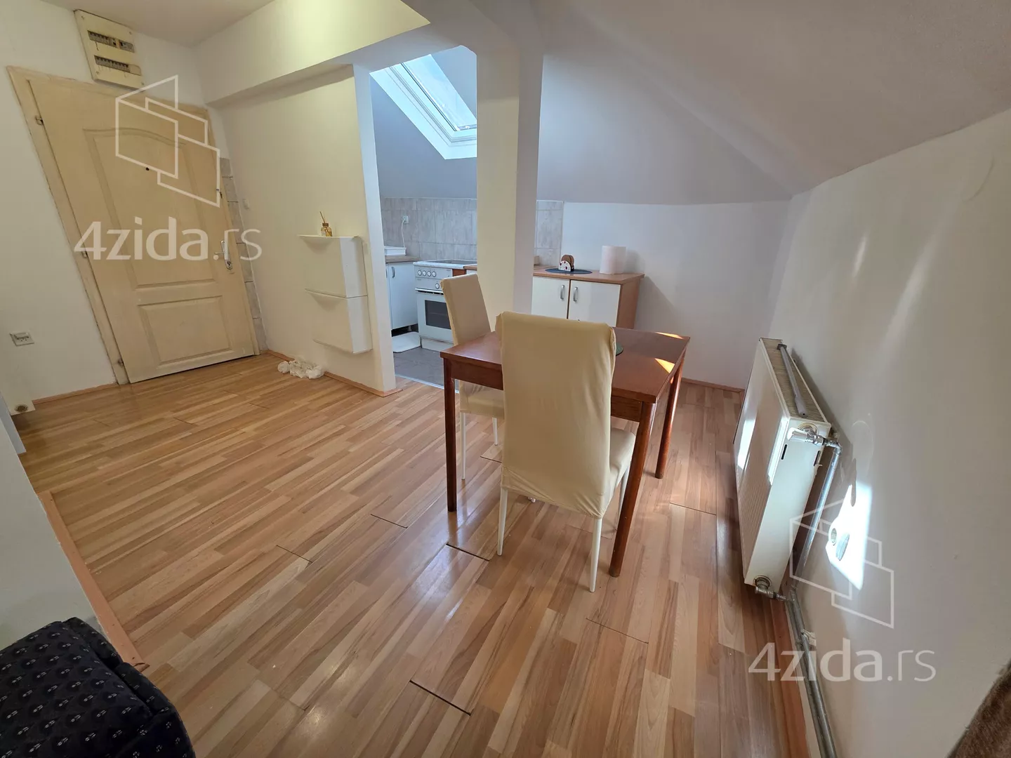 Garsonjera | 4zida