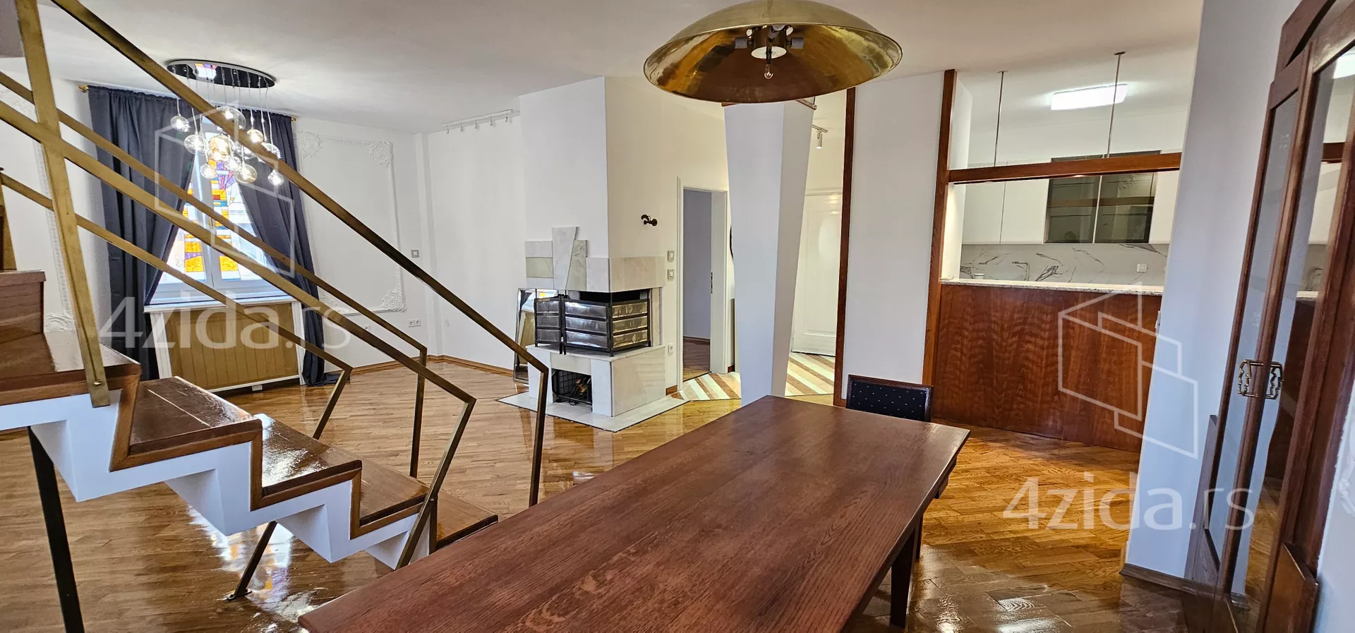 Petosoban stan | 4zida