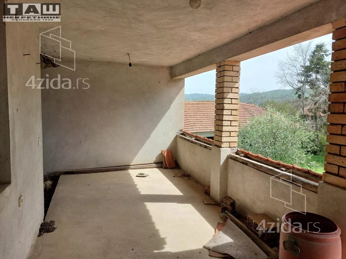 Kuća | 4zida
