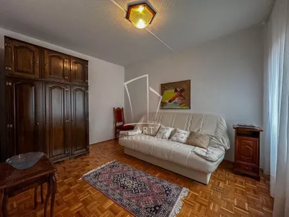 Višnjički venac | 4zida.rs