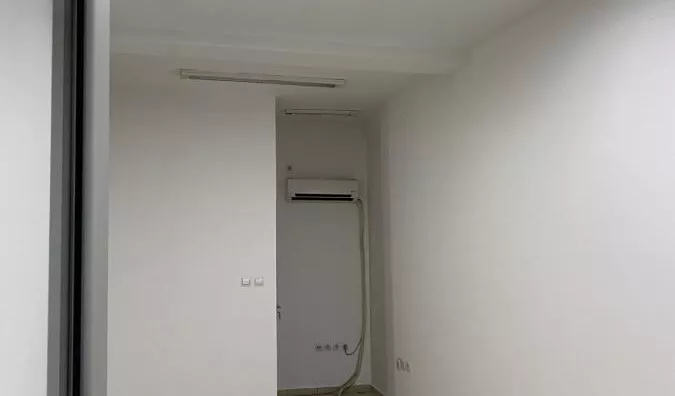 Lokal | 4zida