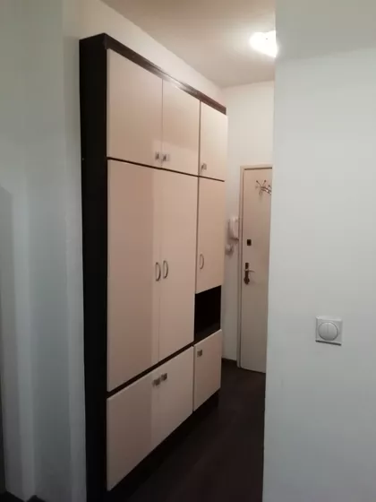 Ustanička 244 | 4zida.rs