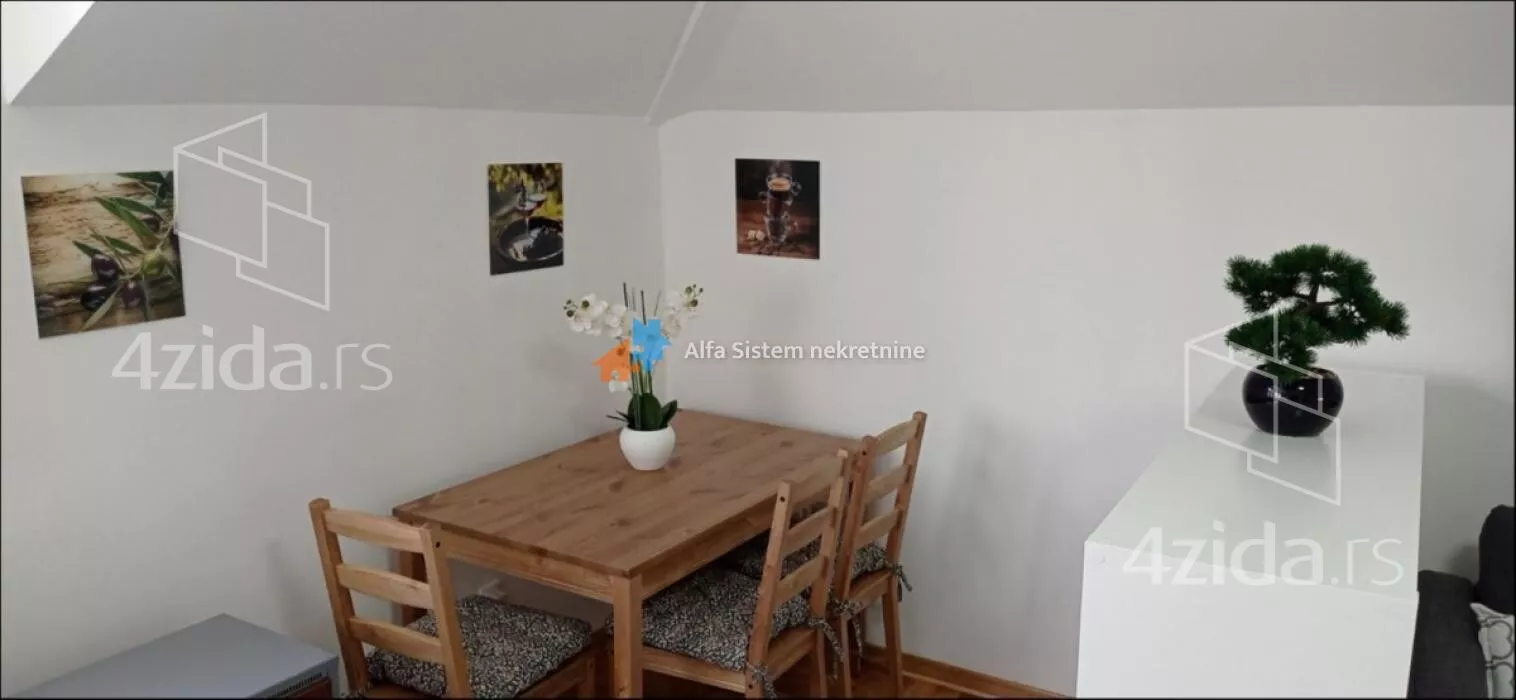 Jednoiposoban stan | 4zida