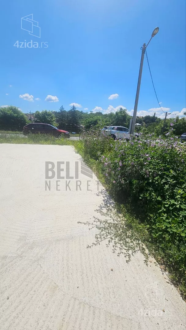 Plac | 4zida