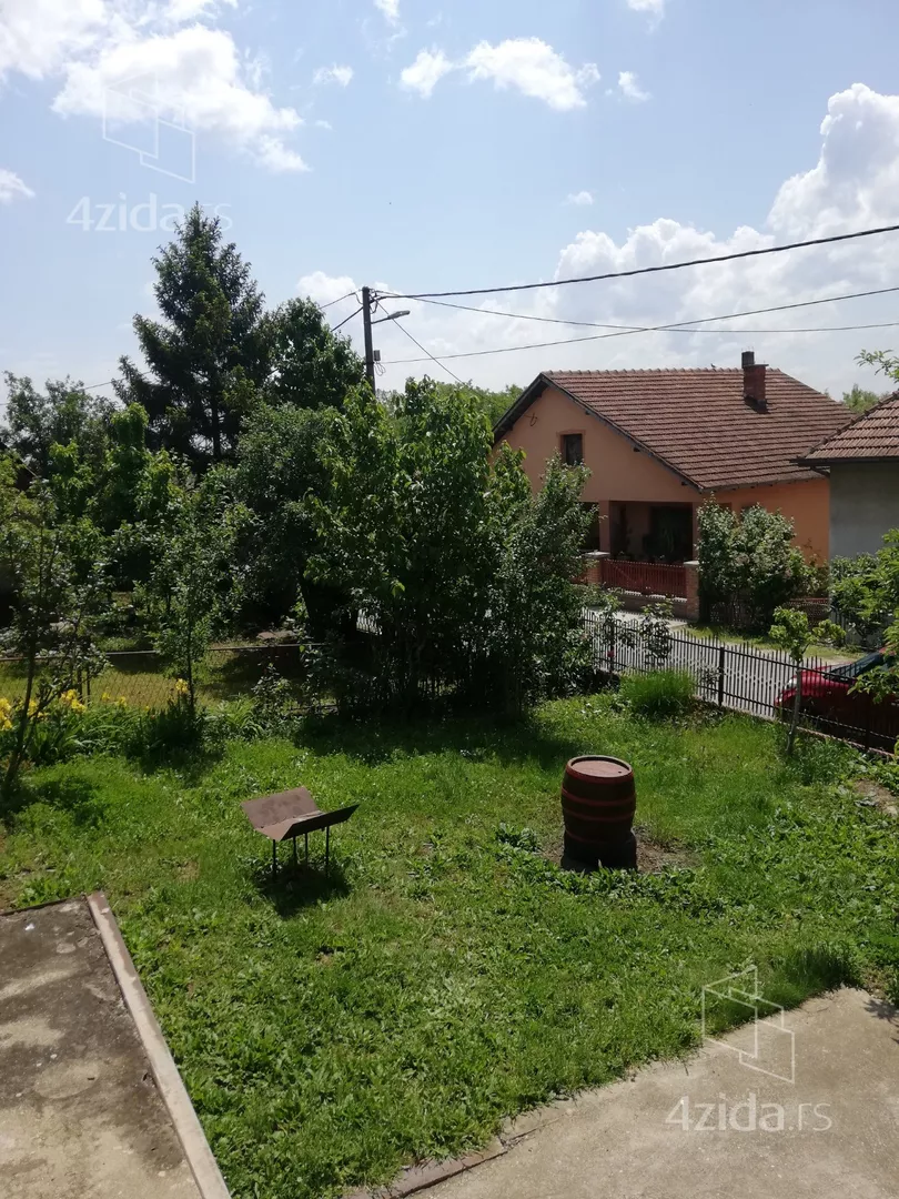 3-etažna kuća | 4zida