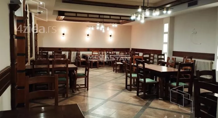 Ugostiteljski objekat | 4zida