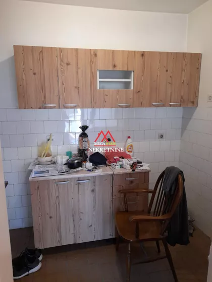 Bulevar Cara Lazara | 4zida.rs