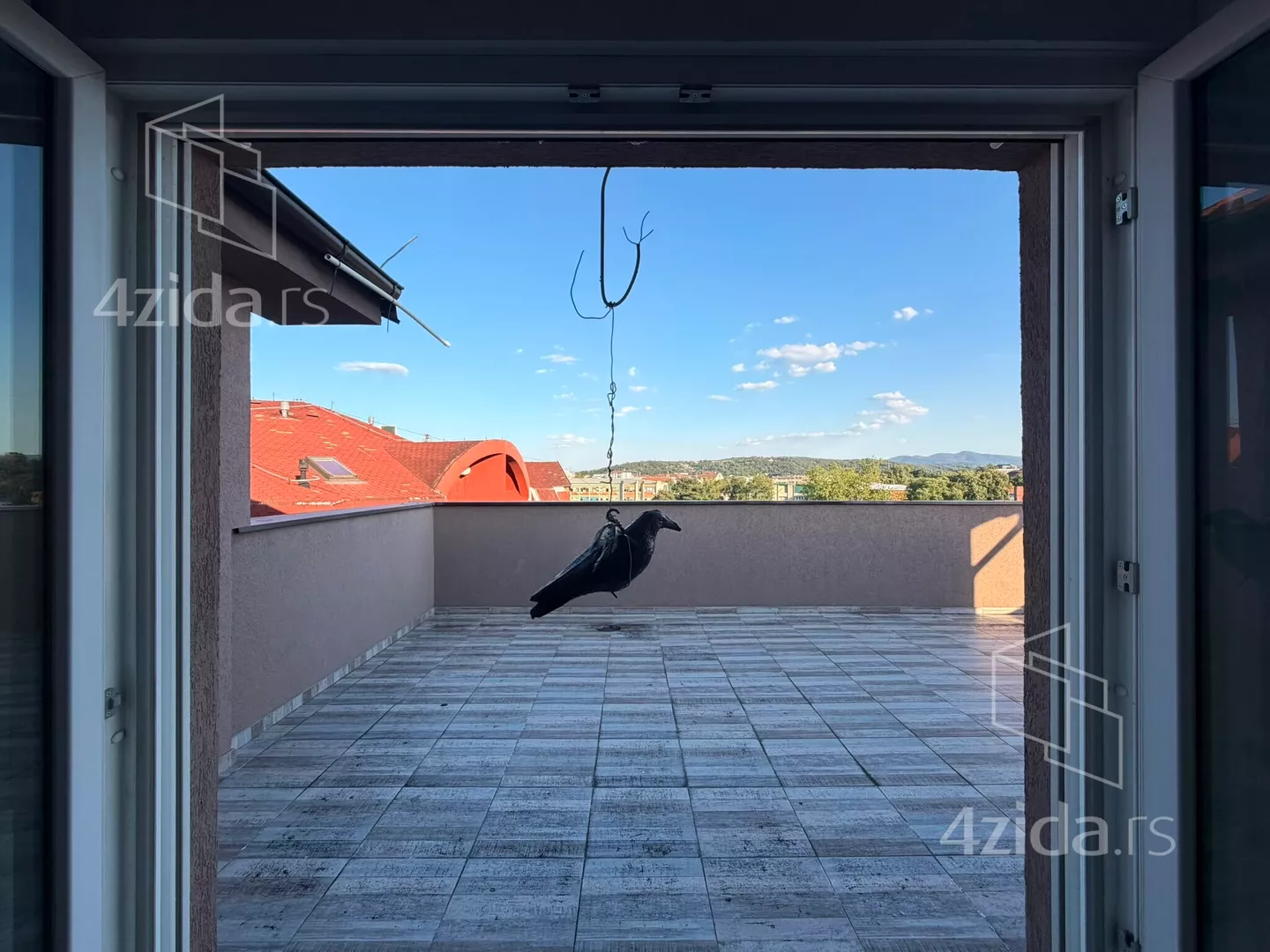 Troiposoban stan | 4zida