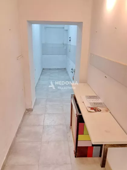 Cara Dušana | 4zida.rs
