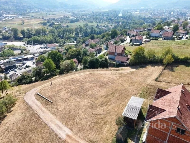 Plac | 4zida