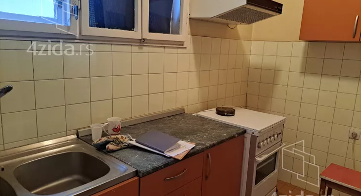 Četvoroiposoban stan | 4zida